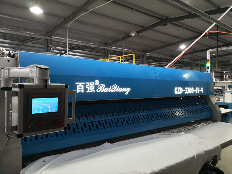 給賓館洗床單利潤大么？ 賓館洗滌廠一年的利潤，賓館大型洗滌設(shè)備有哪些，賓館洗滌設(shè)備廠家推薦