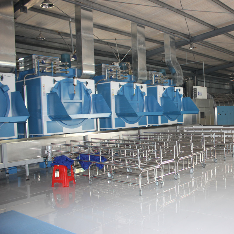 在布草洗滌廠的經(jīng)營過程中，應(yīng)該如何控制成本以提高利潤？